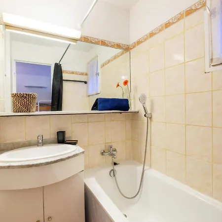 Apartament Les Coteaux De La Nartelle-26 By Interhome Sainte-Maxime